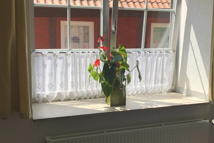 Room 7 of 37