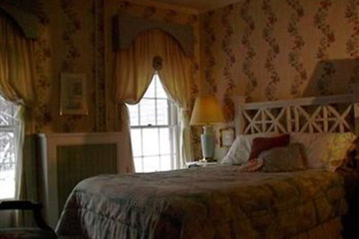 Room 19 of 39