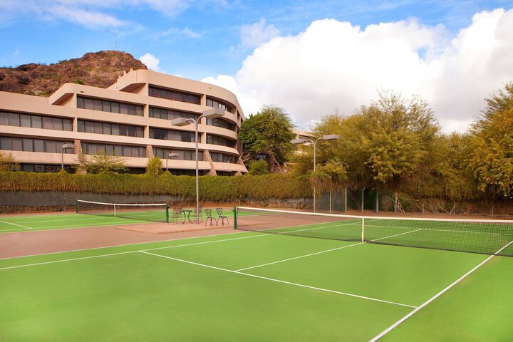Tennis court