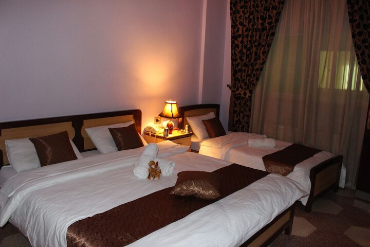 Room 13 of 44