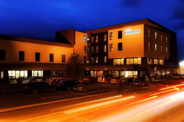 HOTEL EMPORIUM