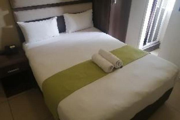 Room 12 of 46