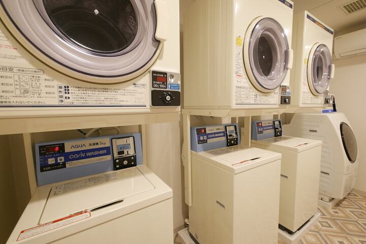 Room 15 of 22
