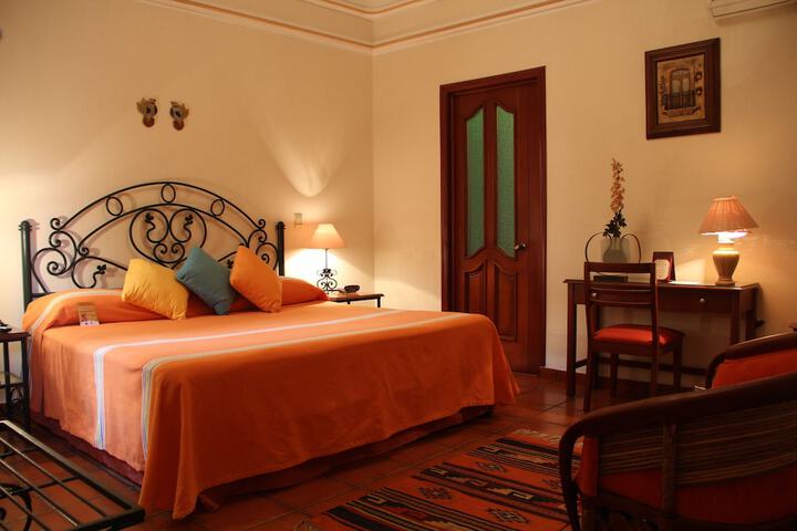 Room 10 of 73