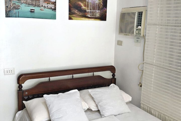 Room 13 of 43