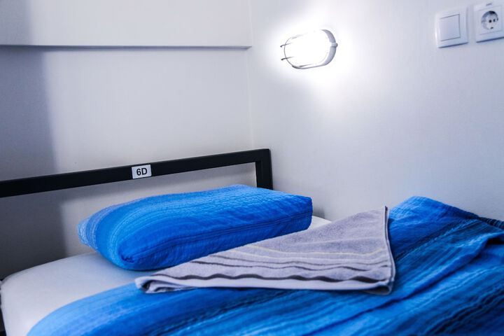 Room 3 of 65
