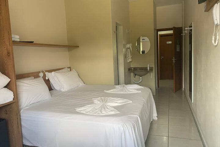 Room 6 of 61
