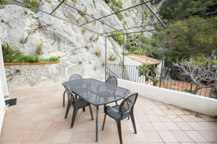 Terrace/Patio 35 of 37