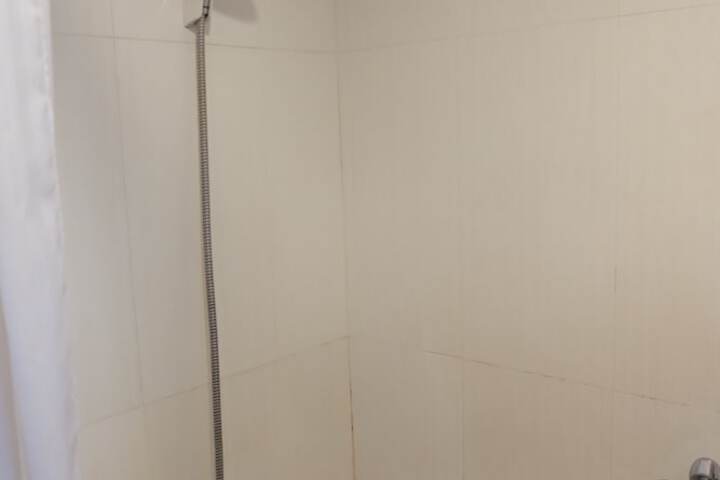 Room 64 of 89