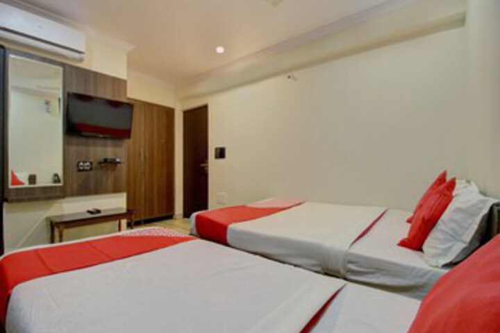 Room 38 of 38