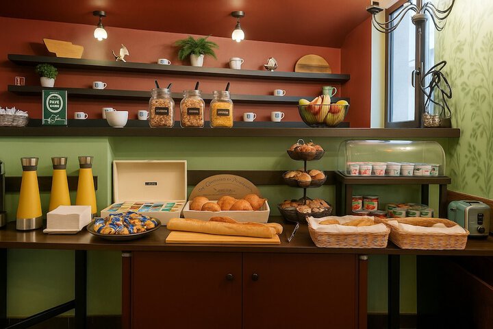 Breakfast/Coffee Service 27 of 31