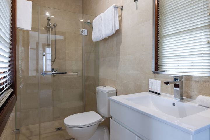 Bath Interior