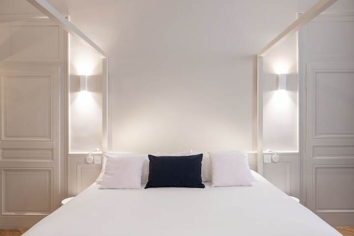 Room 74 of 780