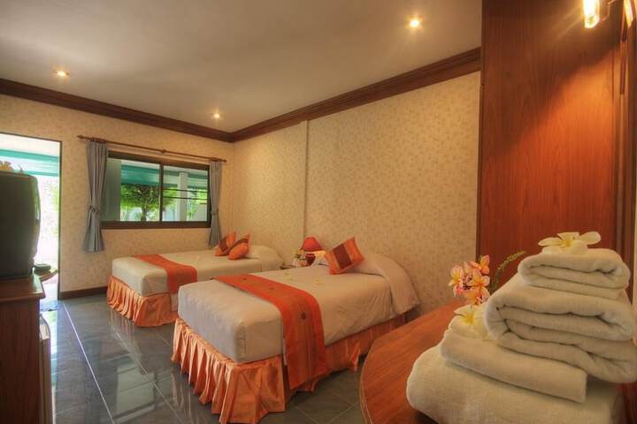 Room 7 of 50