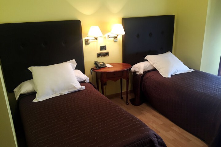 Room 7 of 52