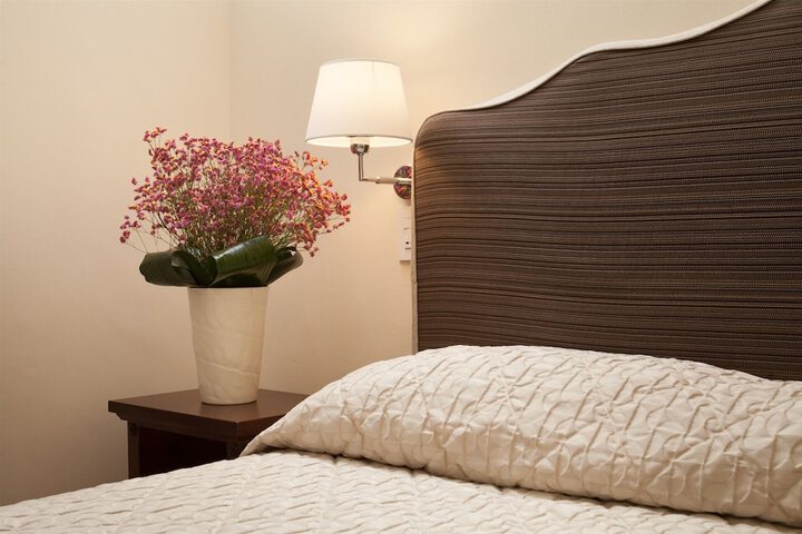 Room 14 of 62