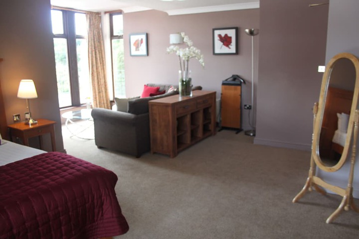 Room 43 of 113