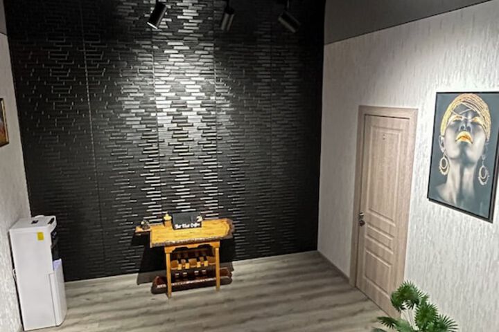 Room 37 of 72