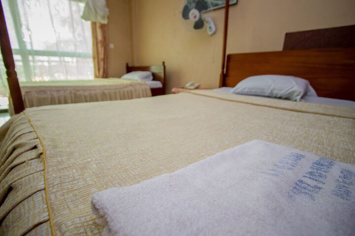 Room 11 of 35