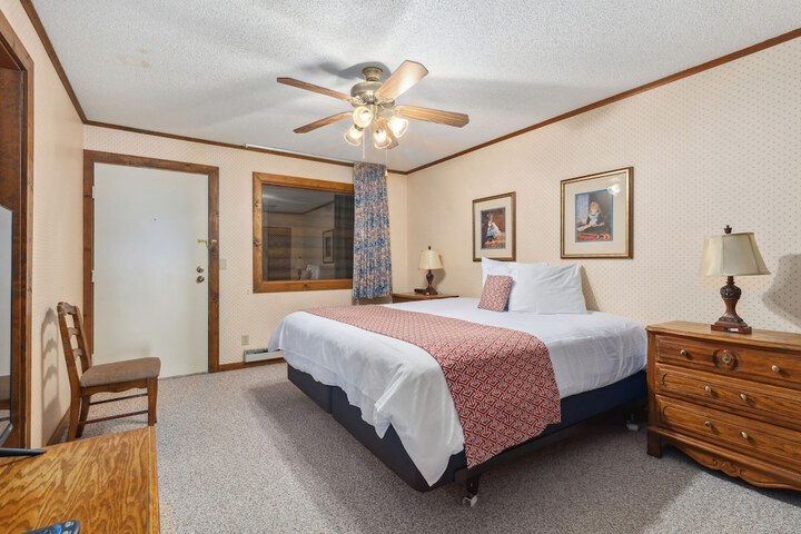 Room 10 of 191