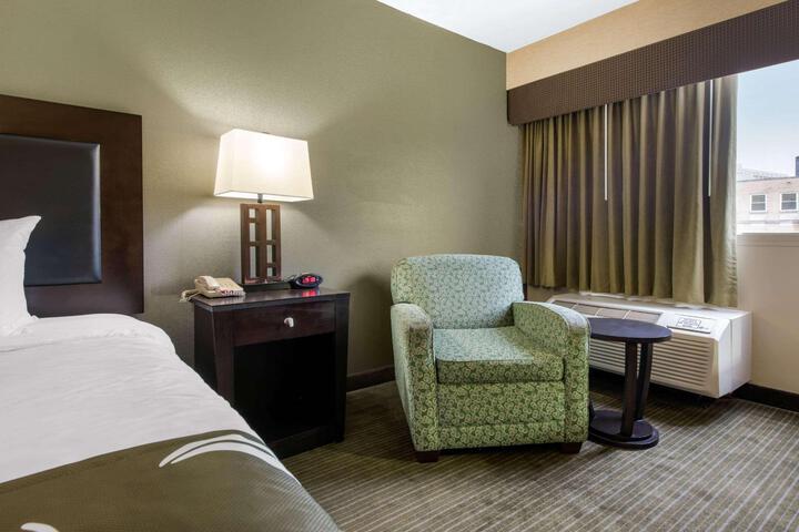 Standard | King Bed (8 of 9)