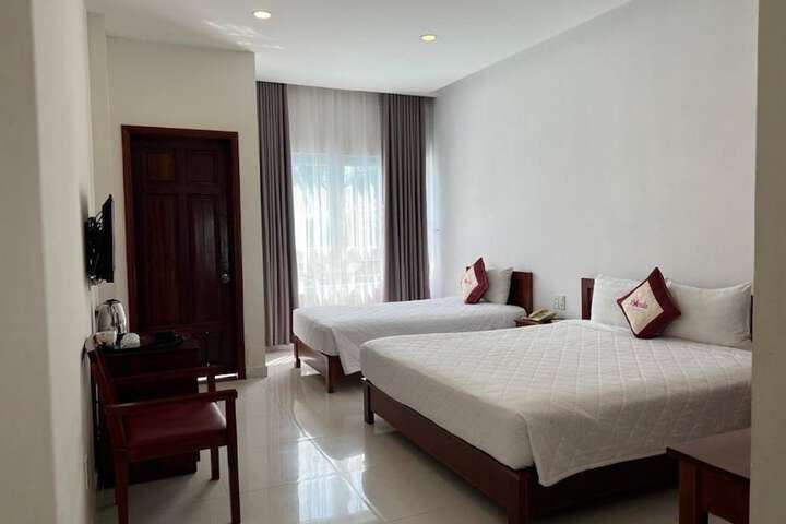 Room 18 of 42