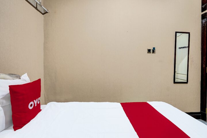 Room 15 of 35