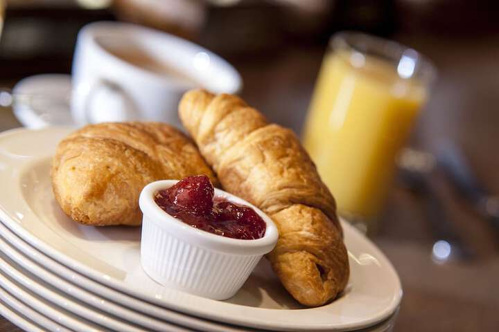 Breakfast/Coffee Service 19 of 37