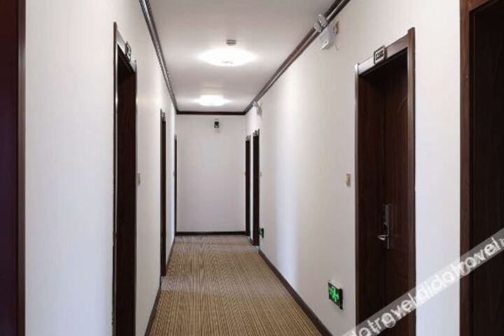 Hotel Interior 11 of 18