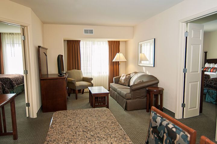 Suite with Kitchenette (12 of 17)