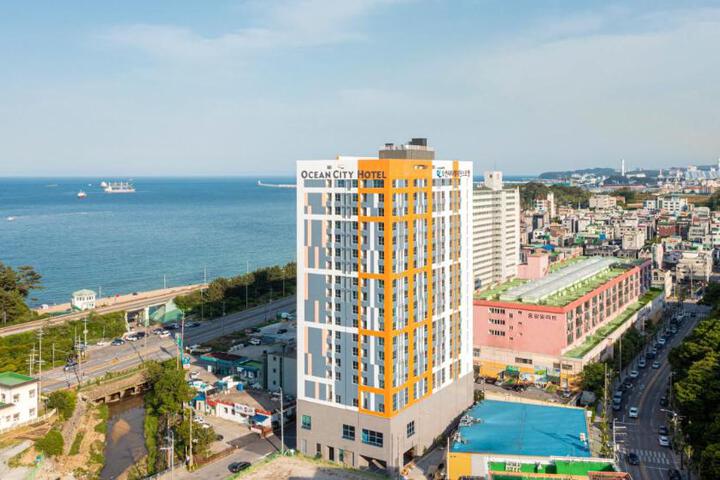 Donghae S & D Ocean City Hotel