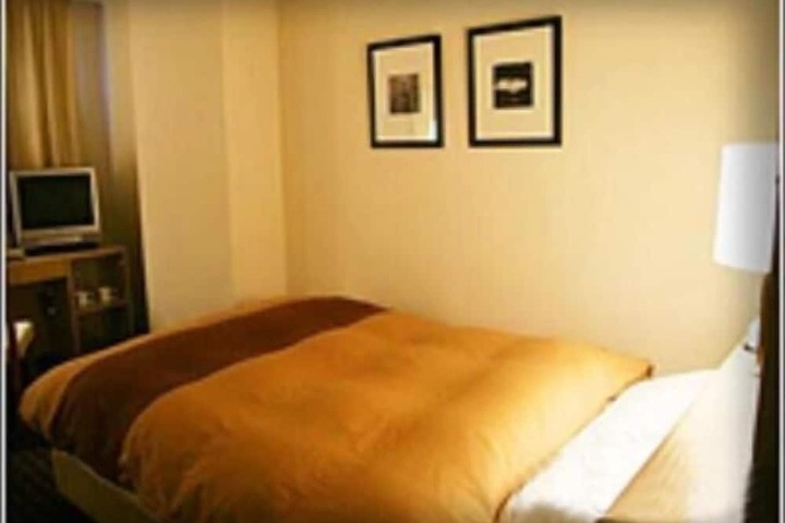 Room 18 of 22