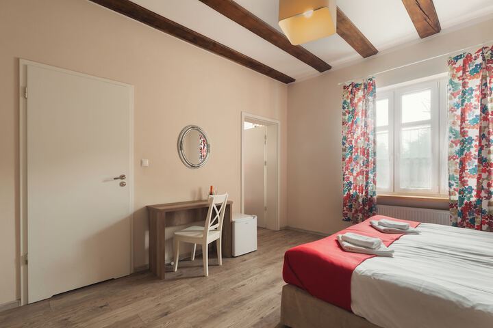 Room 40 of 158