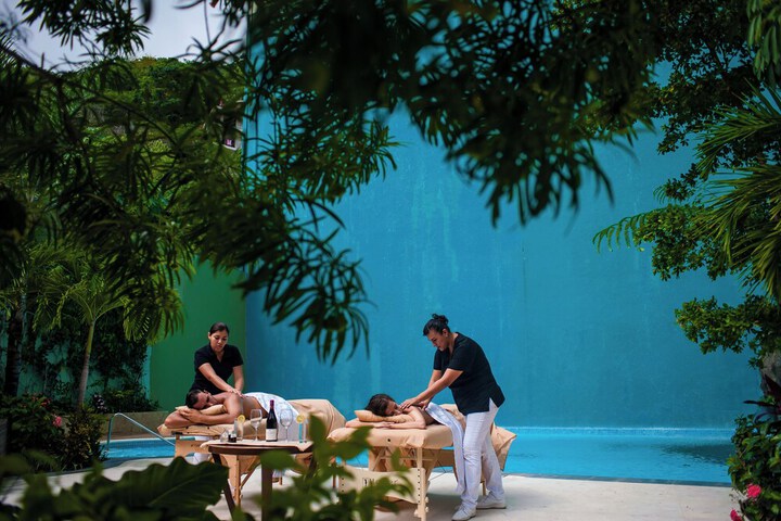 Pool 206 of 336