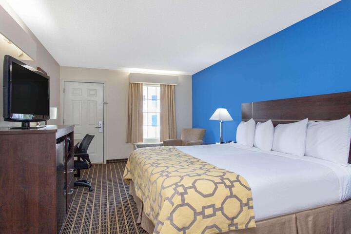 2 Double Beds (5 of 9)