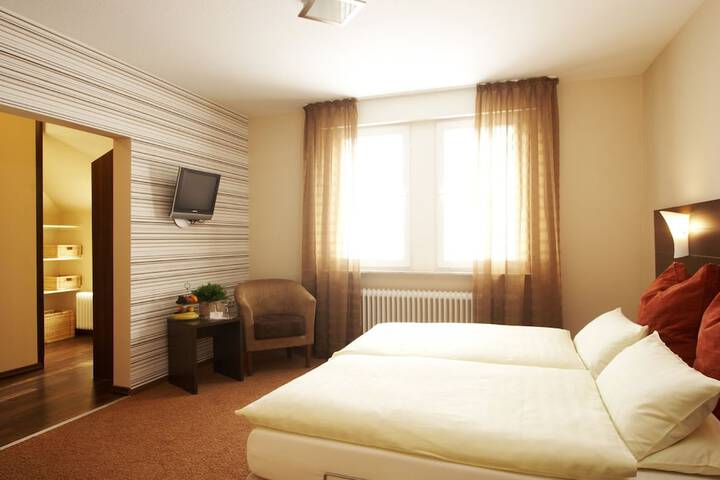 Room 18 of 47
