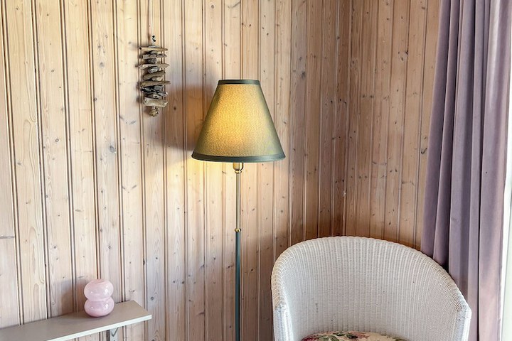 Room 13 of 35