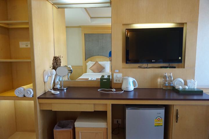 Room amenity