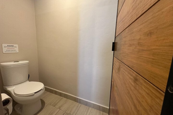 Room 46 of 60
