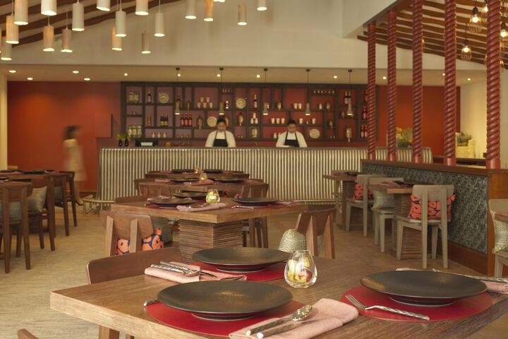 Dining 178 of 254