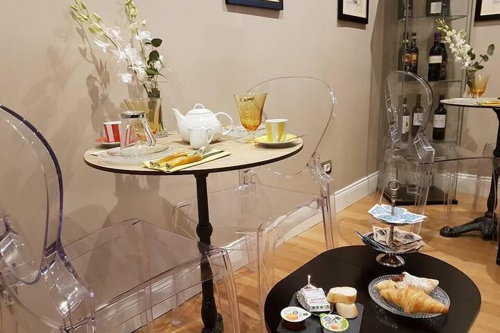 Breakfast/Coffee Service 30 of 54
