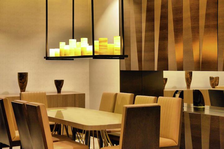 Business Center 123 of 127