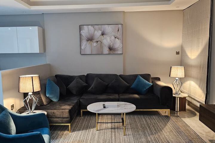 Room 28 of 42
