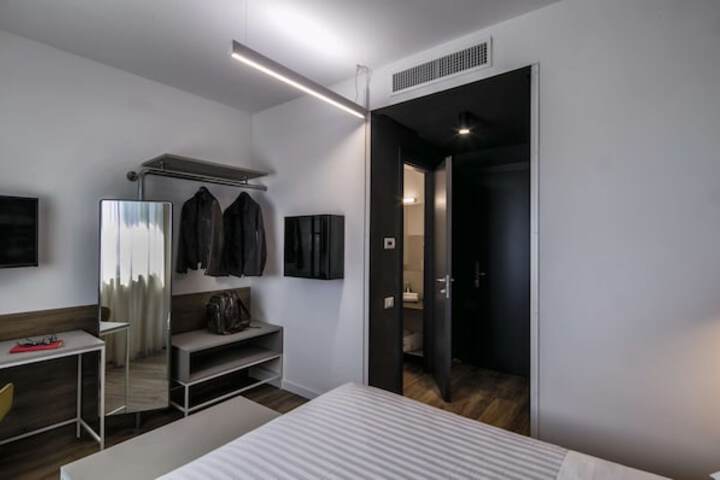 Room 11 of 57