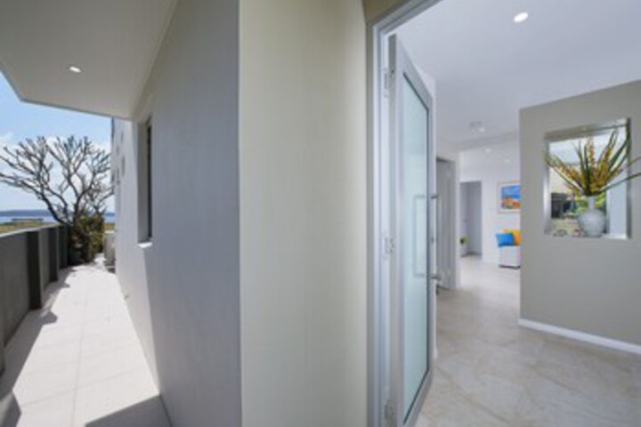 Ballroom/Hall 7 of 16