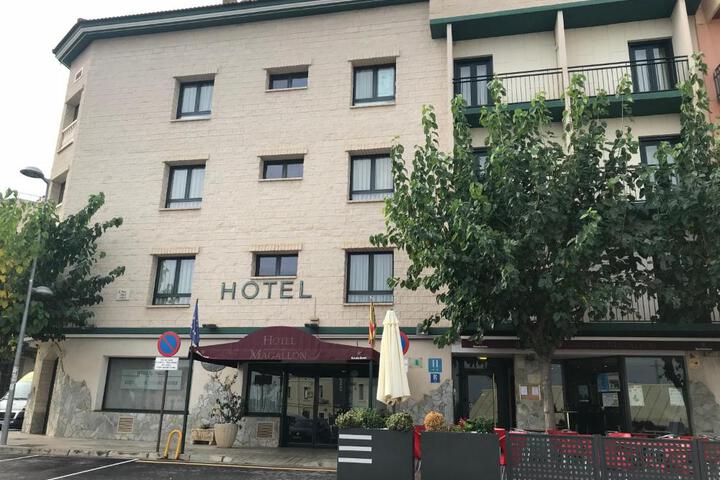 Hotel Magallón