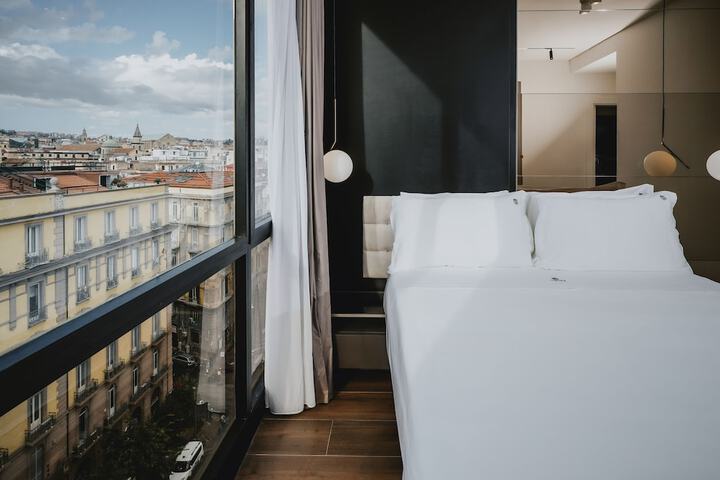 Room 25 of 117