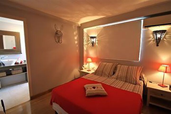 Room 48 of 79