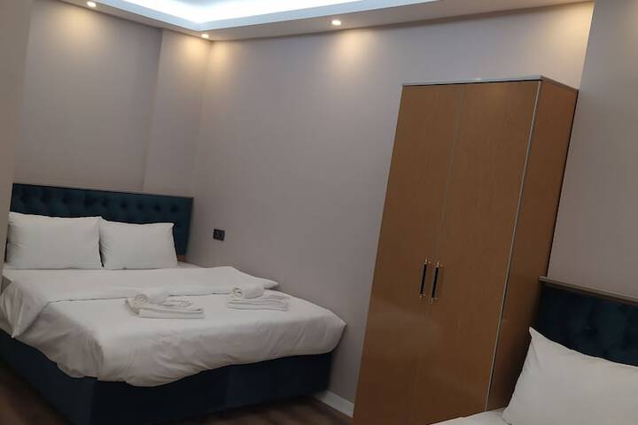 Room 49 of 111