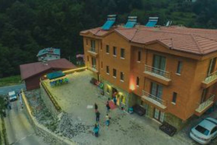 Jadela Otel
